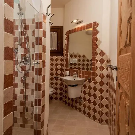 Sleeps 10 Pool Air Con Wifi * Abbiadori